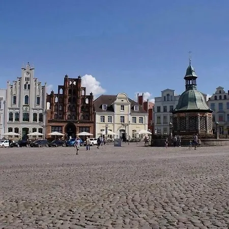 Zur Bademutter Mit 2 Schlafzimmer - Abc360 By Abcwismar * Wismar