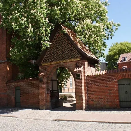 Zur Bademutter Mit 2 Schlafzimmer - Abc360 By Abcwismar Wismar